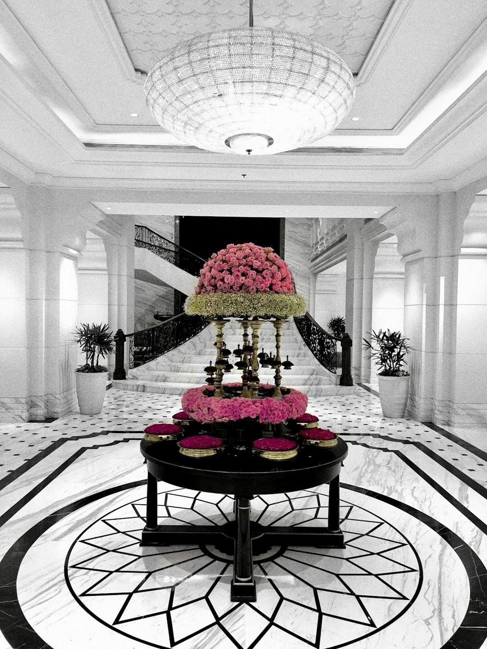 Hotel Contact